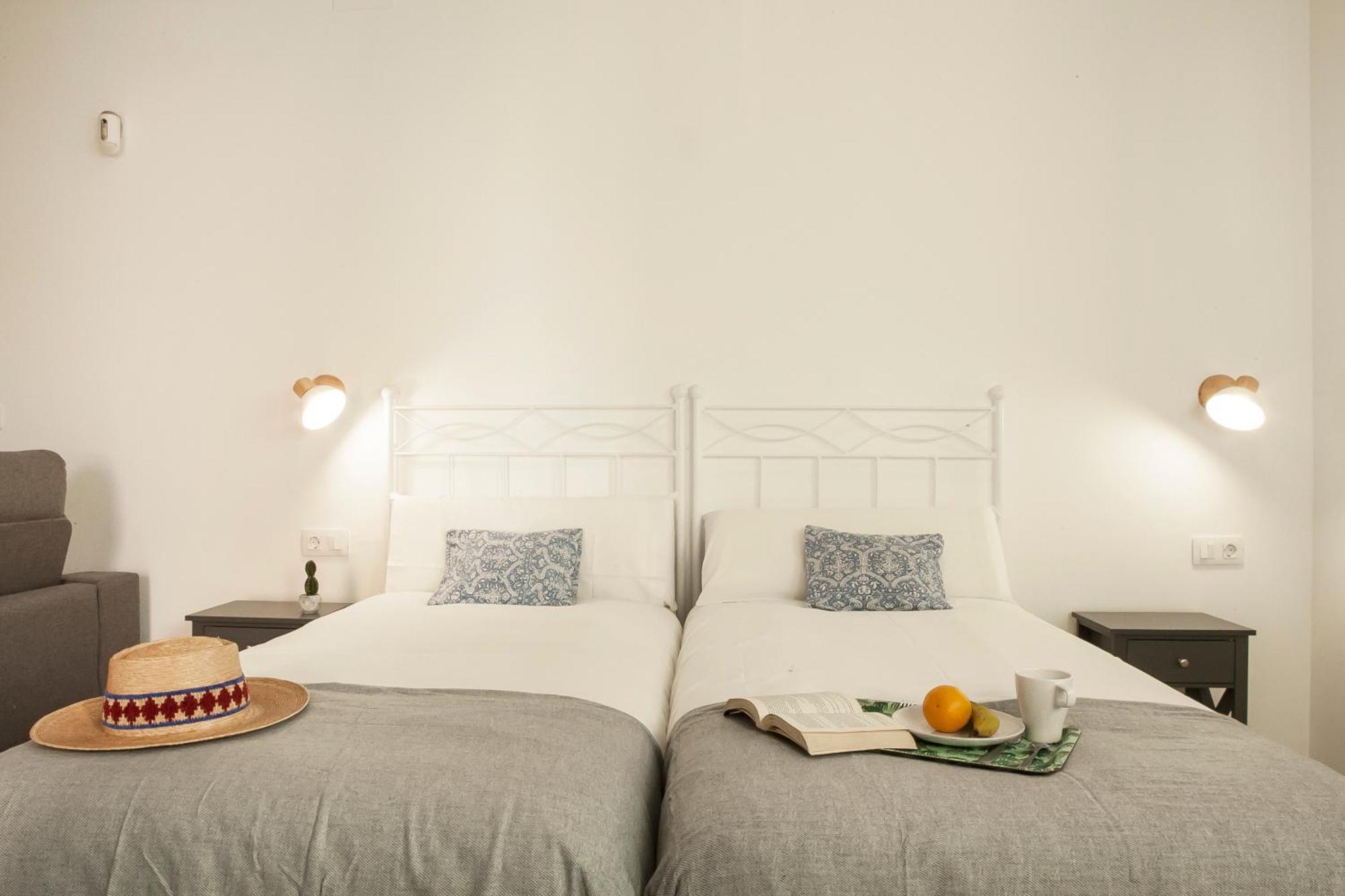 Rg Hospital Valme Apartament Sewilla