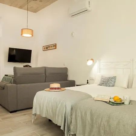 Apartamentos Rg Hospital Valme Seville Exterior photo